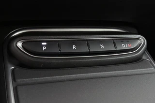 Jeep Avenger 1.2 e-Hybrid Altitude Keyless JBL Camera Elektrische Achterklep / 26