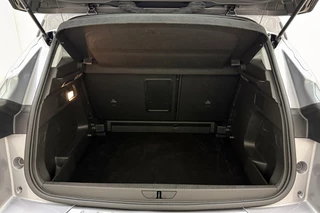 Opel Grandland 1.2 Turbo 130Pk GS Light | Climate control | Navigatie | AGR-Stoelen | Parkpilot | Led koplampen | Winter Pakket | LM-Velgen / 15