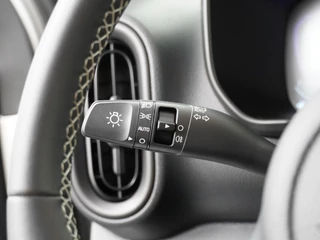 Kia Picanto 1.0 DPI DynamicLine  - Camera - Cruise control - AppleCarplay - Android Auto - Fabrieksgarantie tot 03-2032 / 24