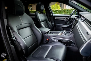 Jaguar F-PACE 2.0 P400e PHEV R-Dynamic Black  Panorama Adaptive Cruise ACC / 13
