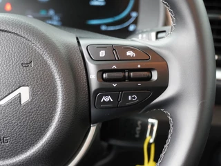 Kia Stonic 1.0 T-GDi MHEV DynamicLine  - Camera - Cruise control - AppleCarplay - Android Auto Fabrieksgarantie tot 04-2032 / 29
