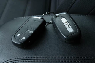 Jeep Renegade 1.4 MultiAir Limited Grijs Kenteken|Parkeersenoren|Navi|EX BTW| / 38
