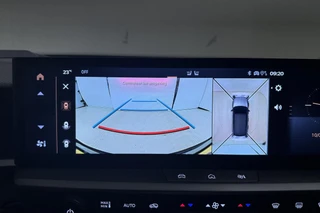 Opel Grandland Electric GS 73 kWh | Stoelverwarming | Verwarmd stuurwiel | Adaptieve Cruise Control | 360° Camera | Panoramisch schuif/kantel dak | Matrix LED koplampen | 20'' Lichtmetalen velgen / 37