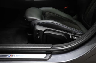 BMW 3-serie Touring M340i xDrive High Executive | DRIVING PROFESSIONAL PACK | LASER LED | PANORAMADAK | HEAD UP | STUURVERWARMING | EIBACH | CAMERA | 19" / 33