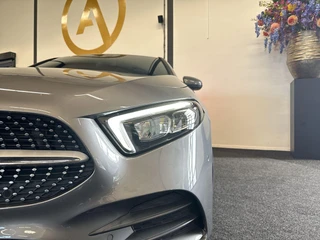 Mercedes-Benz A-klasse 200 Business Solution AMG | CAMERA | STOELVERW. | SFEERVERLICHTING / 18