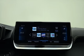 Peugeot 208 1.2T 100pk GT 3D-Cockpit l Keyless l | Achteruitrijcamera | LED l Voorstoelen Verwarmd l Apple Carplay & Android Auto 10'' l Navigatie l Lichtmetalen Velgen l Parkeersensoren / 25