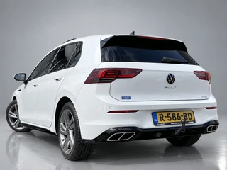 Volkswagen Golf 1.5 eTSI R-Line AUT  | dealer onderh. | panoramadak | stoel-/stuurverw. | keyless | trekhaak | carplay / 8