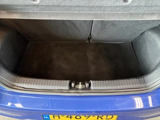 Hyundai i10 1.0 Premium  CAMERA/CARPLAY/NAVI/CRUISE/CLIMA/PDC / 10
