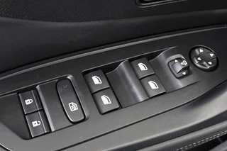 Peugeot 308 SW 1.2 Hybrid 145 e-DCS6 Allure / 27