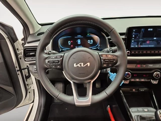 Kia Stonic 1.0 T-GDi MHEV DynamicLine | Cruise Control | Climate Control | Navigatie | Camera | LM Velgen | / 13