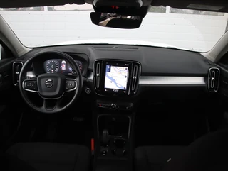 Volvo XC40 1.5 T3 Momentum Pro | Elek. wegklapbare trekhaak / 39