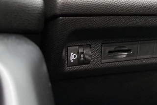 Peugeot 308 1.2 PureTech Active Pack Business Apple CarPlay Adaptieve Cruise Control / 24