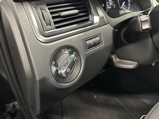 Skoda Rapid 1.2 TSI Greentech Active AIRCO NAVI CRUISE LM 71000 KM. / 19