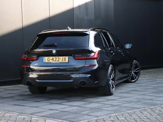 BMW 3-serie Touring 330i High Executive Edition | M SPORT | LEDER |  PANO-DAK | 360° CAMERA | CRUISE | APPLE CARPLAY | STOELVERW. | / 4
