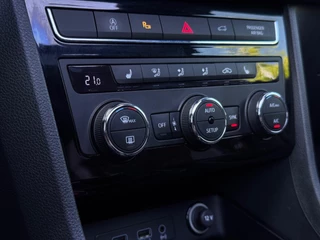 SEAT Ateca 2.0 TSI 4DRIVE Xcellence /Pano/VR-cockpit/360Camera/Trekhaak / 14