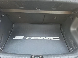 Kia Stonic 1.0 T-GDi MHEV GT-Line | Keyless | Navigatie | Climate control | Cruise control | Parkeer camera achter / 28