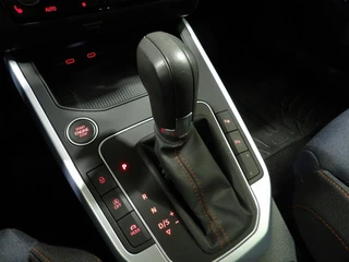 SEAT Arona 1.5 TSI EVO 150pk DSG-7 FR / 26
