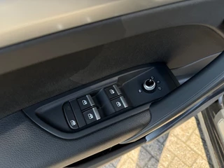Audi Q5 50 TFSI e QUATTRO Hybride Pro Line 252PK Camera NAVI 20 Inch LM Velgen / 22