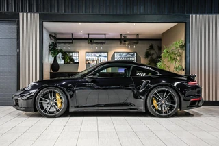 Porsche 911 3.8 Turbo S|PCCB|Matrix|Chrono|Schuifdak|Carbon / 8