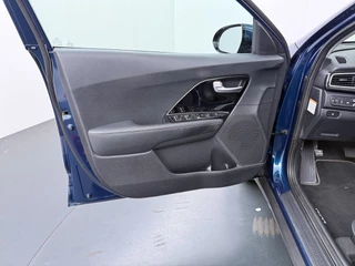 Kia Niro 1.6 GDi Hybrid Style Edition  - Adaptief Cruise Control - Climate Control - Navigatie - Apple/Android Carplay - Virena Zekerheidspakket €895 / 22