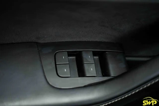 Tesla Model Y Long Range AWD 75 kWh / 33