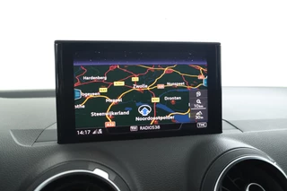 Audi Q2 30 TFSI Sport  S-line! Leer, Cruise, Navigatie / 29
