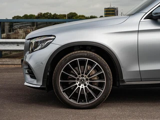 Mercedes-Benz GLC-klasse 250 4MATIC Premium Plus AMG | Panoramadak | Trekhaak | Memory | Camera | Distronic Pro | 20" | Dealeronderhouden / 44
