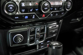 Jeep Wrangler Unlimited 4xe 380 Sahara|BRUTE|Cabrio|Matt|Leder|22'' / 60