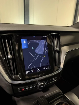Volvo V60 2.0 T6 Recharge AWD R-Design Pano Leer Camera NAP / 16