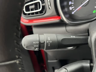 Citroën C3 PureTech 110 S&S Shine  | Trekhaak afneembaar | Panoramadak | Keyless | Carplay | Parkeersensoren voor + achter |  Cruise Control | Climate Control | Achteruitrijcamera | Dodehoekdetectie | Distributie al vervangen | / 24