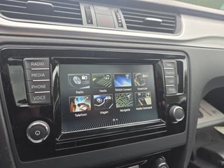Škoda Rapid Spaceback 1.0 TSI Greentech NAVI TEL PANORAMADAK / 16