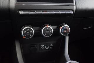 Renault Clio 1.0 TCe Zen | Apple CarPlay | Cruise | Airco | Sportstoelen / 16