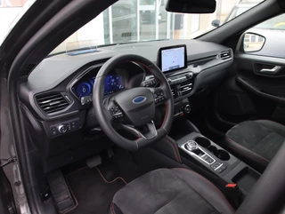 Ford Kuga 2.5 PHEV 225PK ST-Line X | Trekhaak / 5