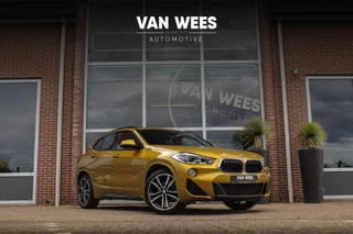 BMW X2 sDrive18i High Executive M-sport | 2e eigenaar | Driving Assistant | Panoramadak | 19 inch | Keyless entry | Head-up | Shadow line | HiFi audio | Stoelverwarming | Alcantara / 2