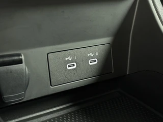 Renault Captur E-Tech full hybrid 145PK techno  | CAMERA | NAVI | CARPLAY / 17