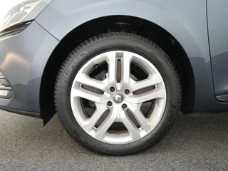 Renault Clio 0.9 TCe Zen | Cruise | Airco | Navi | Bluetooth | / 26