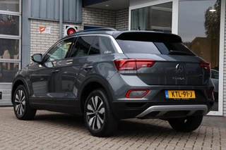 Volkswagen T-ROC 1.0 TSI Edition Stoelverwarming Lane-assist / 7