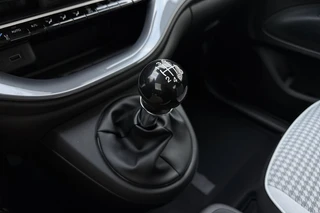 Fiat 500 1.0 Hybrid Torino Launch Edition | NIEUW UIT VOORRAAD | € 3.300 VOORRAADVOORDEEL | 8 Jaar speciale garantie | Climate control | DAB Radio | Lichtmetalen velgen / 21