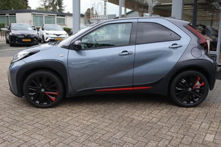 Toyota Aygo X 1.0 VVT-i S-CVT UNDERCOVER STOELVERW. JBL KEYLESS NAVI LED DAB APLLE/ANDROID CAMERA SENSOREN V+A / 11