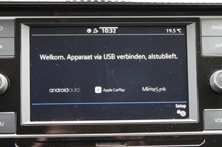 Volkswagen Polo 1.0 TSI LIFE **NL-Auto** Parkeersensoren v.a. / apple carplay / android / 36