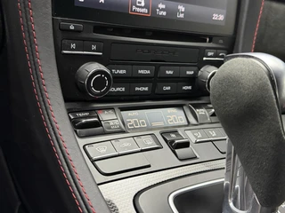 Porsche 718 Cayman GTS 4.0 Kuipstoelen | Burmester | GTS interieur | PDK | Carbon | NL-Porsche / 29