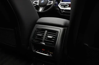 BMW X3 xDrive30e M-Sport High Executive | PANORAMADAK | SFEERVERLICHTING | 360 CAMERA | 20" / 4
