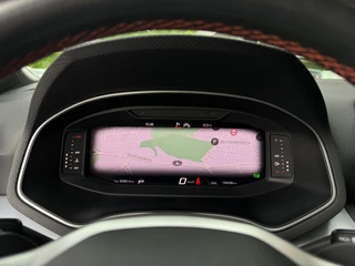 SEAT Arona 1.5 TSI FR Launch Edition 150PK Automaat Camera Sportstoelen Navi Apple Carplay Android Auto / 29