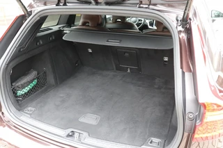 Volvo V60 2.0 T8 Twin Engine AWD Inscription (391PK) ORIG.NL/NW.PR73000/DEALERONDERH. / 62