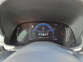 Toyota Yaris 1.5 Hybrid 115 DYNAMIC STOEL/STUURVERW BLIND SPOT PARK-SENSOREN NAVI 16'' LM-VELGEN KEYLESS CAMERA APPLE/ANDROID AD-CRUISE CLIMA LED / 12