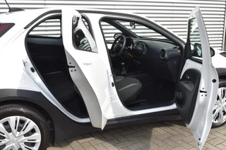 Toyota Aygo X 1.0 VVT-I MT PLAY / NL AUTO / 1e EIGENAAR / 100% DEALER ONDH. / 6