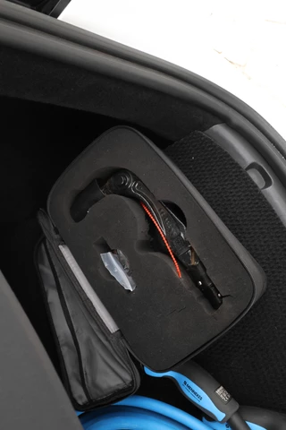 Tesla Model Y Long Range AWD 75 kWh Navigatie, trekhaak! Volleder, Climate / 13
