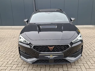 CUPRA Leon Sportstourer 1.4 e-Hybrid PHEV 245pk VZ * Navigatiesysteem * AUTOMAAT * Stoelverwarming * Virtual Cockpit * / 7