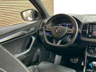 Skoda Karoq 1.5 TSI DSG 4x4 Sportline Business | 1800KG Trekgewicht | Carplay | Sportstoelen | Camera / 16