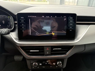 Škoda Kamiq 1.0 TSi DSG 110pk Business Edition  NAVI/CARPLAY/VIRTUAL/CLIMA/CRUISE/PDC/STOELVERWARMING / 29